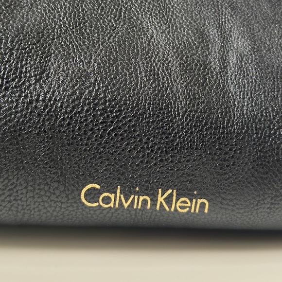 Calvin Klein Reversible Tote Bag in Navy/Tan - Picture 4 of 4